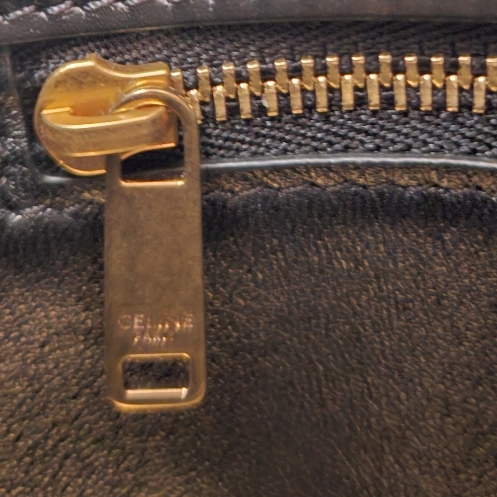CELINE Black Maillon Triomphe Bucket Bag - Picture 9 of 9